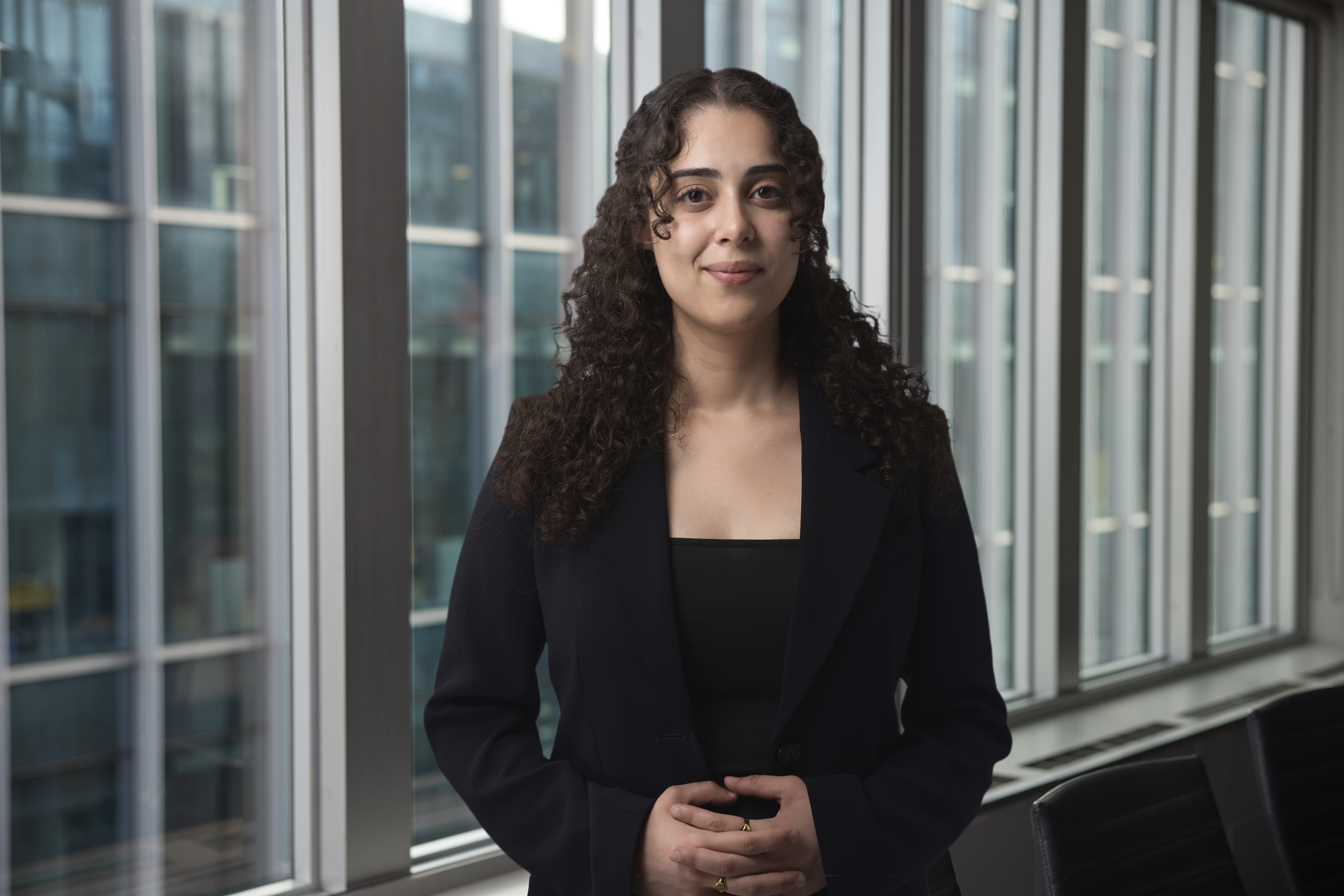 Inès Khalfi is a Quebec Tax Litigation Lawyer at Elysium Legal.